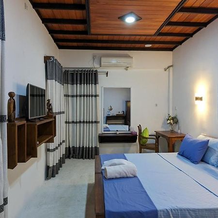 Jennifer'S Villa Negombo Kültér fotó