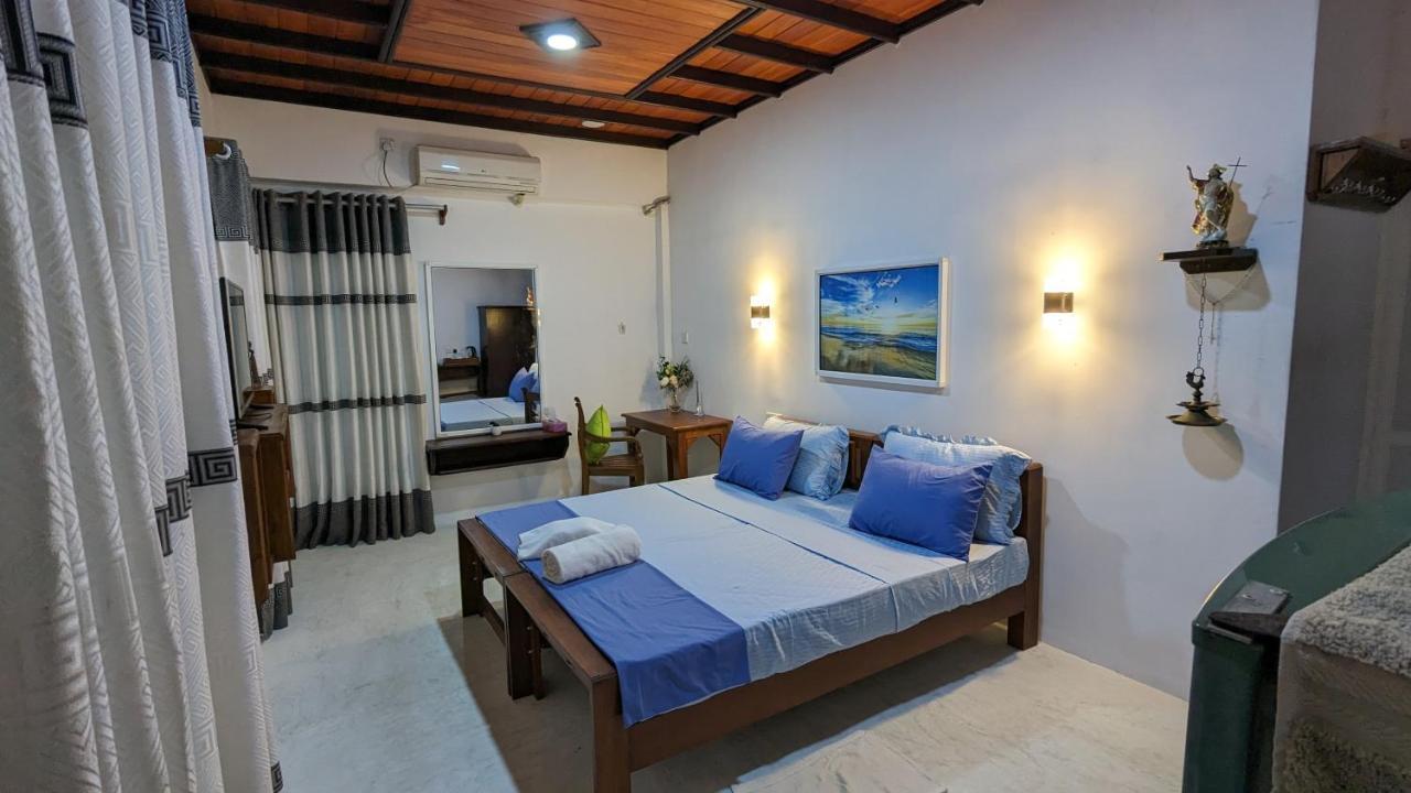 Jennifer'S Villa Negombo Kültér fotó