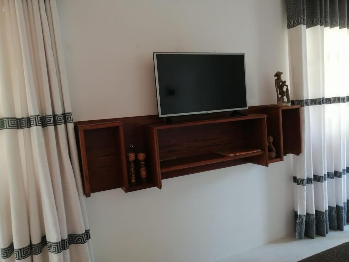 Jennifer'S Villa Negombo Kültér fotó